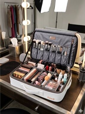 fancii Madison Large White Pro Travel Makeup Case with Rose Gold Accents NWT
